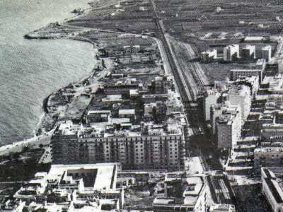 Prima da qui passava soltanto una stretta strada sterrata che collegava il monumentale lungomare Nazario Sauro (completato nel 1932) all�ex frazione di San Giorgio
